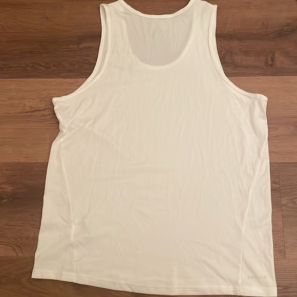 NWOT men’s Nike white drifit tank, L - Picture 6 of 6